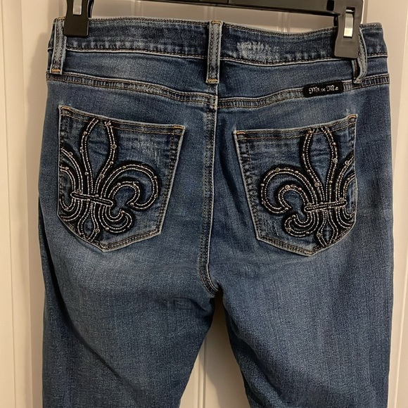 Miss Me Slim‎ Boot Cut Jeans women’s W27 L34 heavily distressed soft 96% cotton - Picture 7 of 9